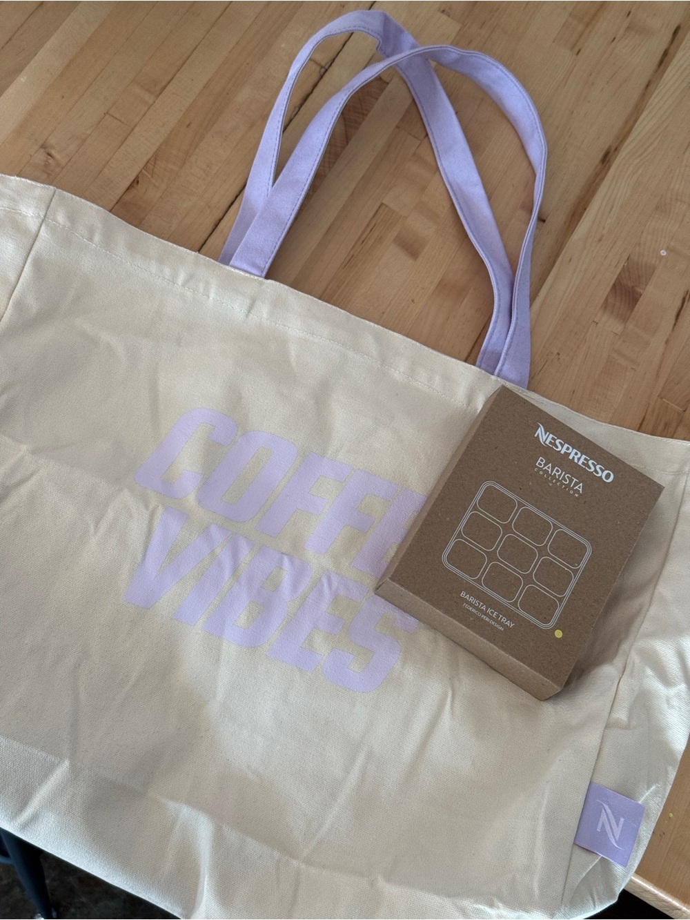 nespresso COFFEE VIBES Tote with pastel handles and barista 🧊 tray